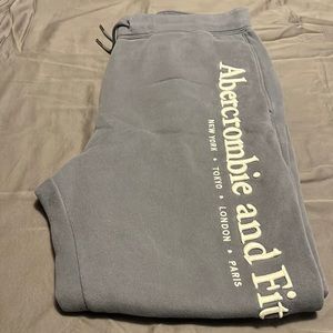 Abercrombie, soft fleece size large men’s sweats